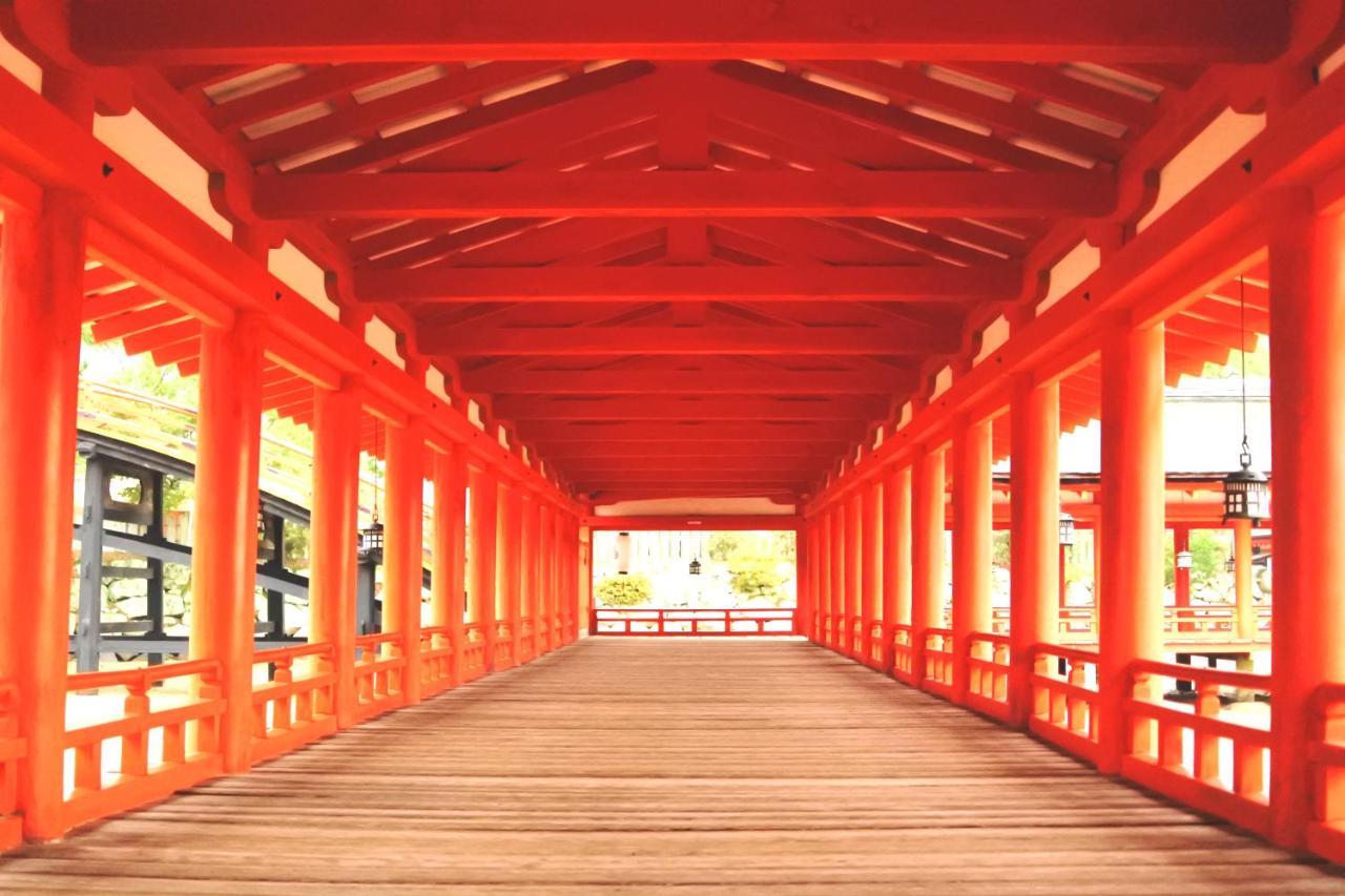 Oyado Tsukiusagi Hatsukaichi Exteriör bild